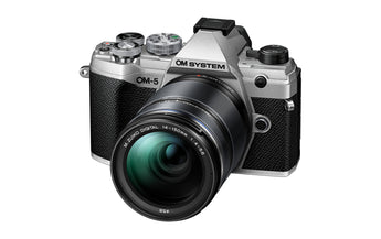 OM-System Fotokamera OM-5 M.Zuiko ED 14-150 mm F/4-5.6 II Silber